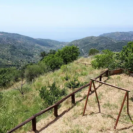 Casa de hóspedes Domus Wanda San Mauro Cilento